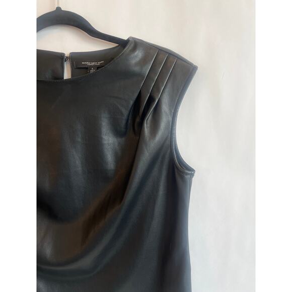 Andrew Marc New York Faux Leather Wide Shoulder
Sleeveless Top Pleated Black SML - Picture 2 of 11
